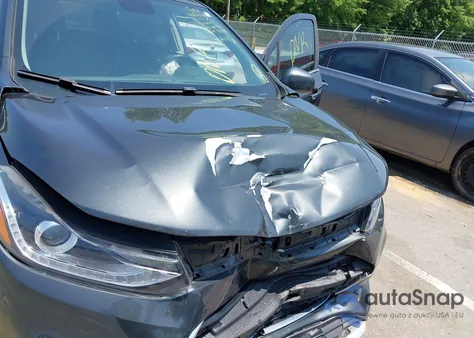 2020 Chevrolet Trax Fwd Lt z USA, uszkodzony, nr VIN 3GNCJLSB4LL269790